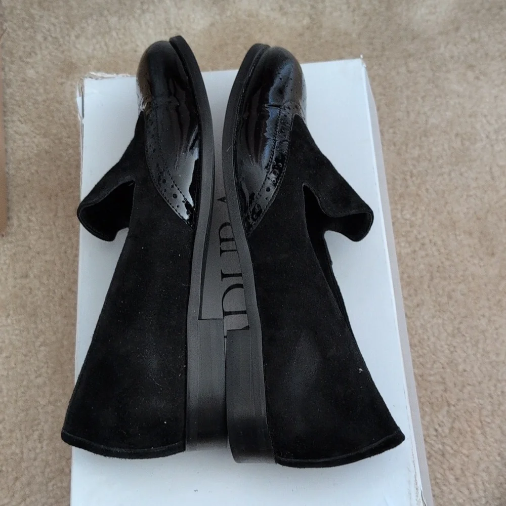 Fabulous Black Loafer Style Shoes Handmade In Poland. Leather - Picture 5 of 8
